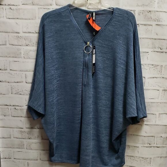 Ravel top   - Picture 1 of 3